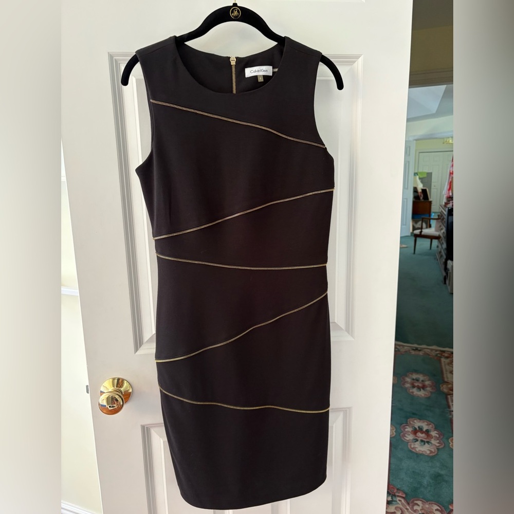 Calvin Klein Zipper Accented Black Sleeveless Dress